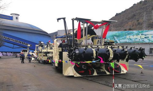 黃陵礦業(yè)董事長雷貴生分享智能化快速掘進(jìn)技術(shù)實(shí)踐與創(chuàng)新經(jīng)驗(yàn)